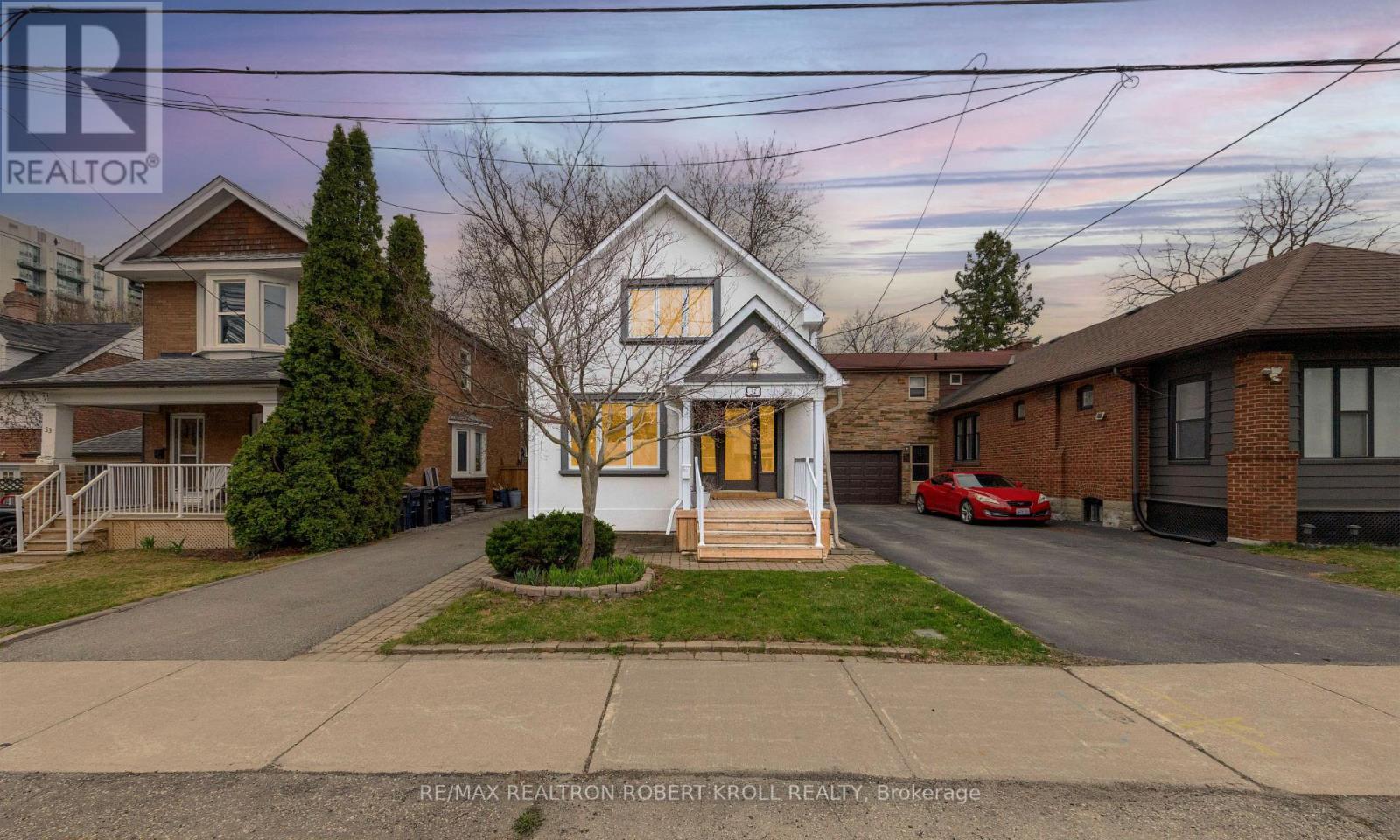 Property at 37 JOHNSTON AVENUE image 2