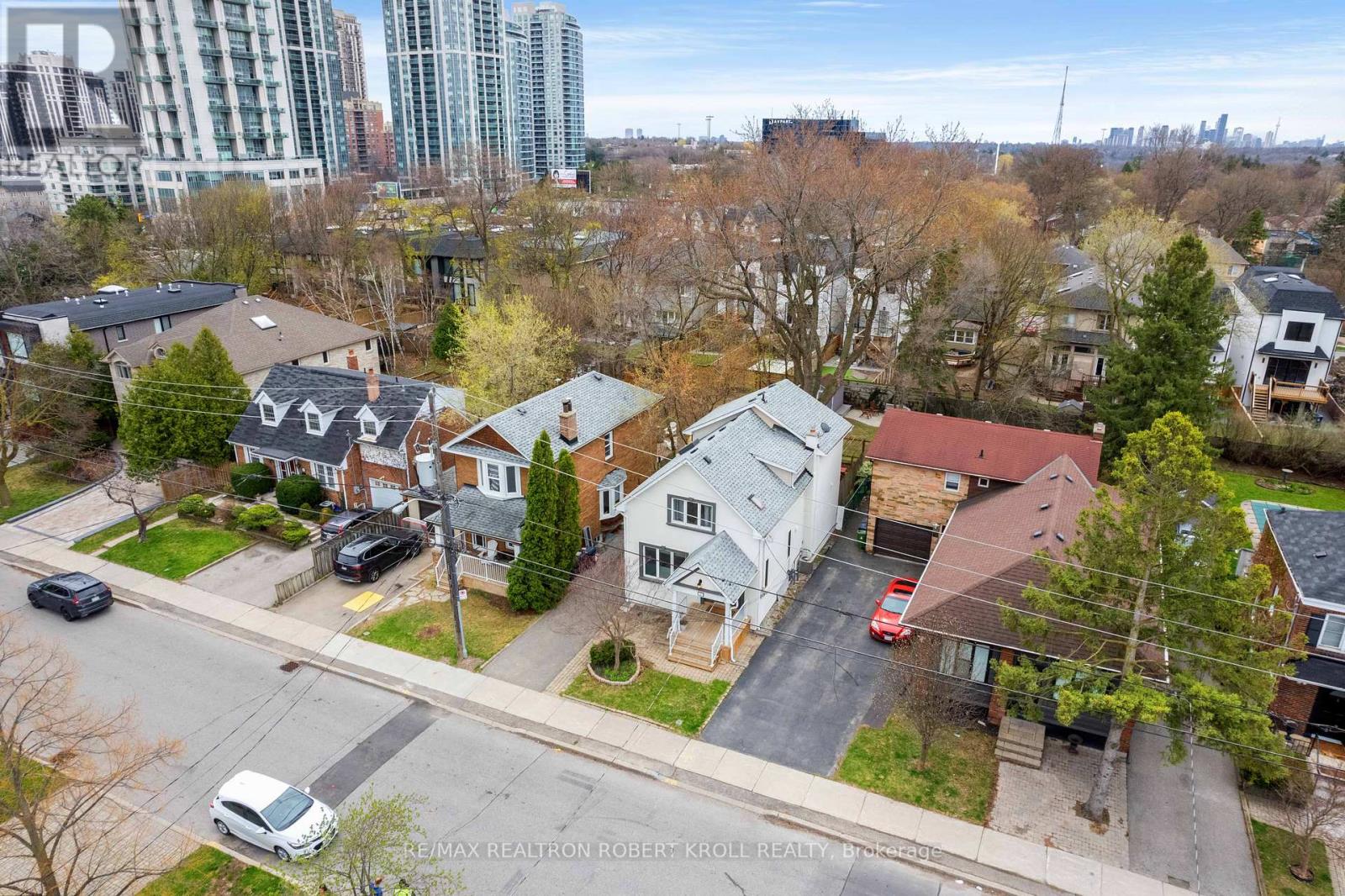 Property at 37 JOHNSTON AVENUE image 3