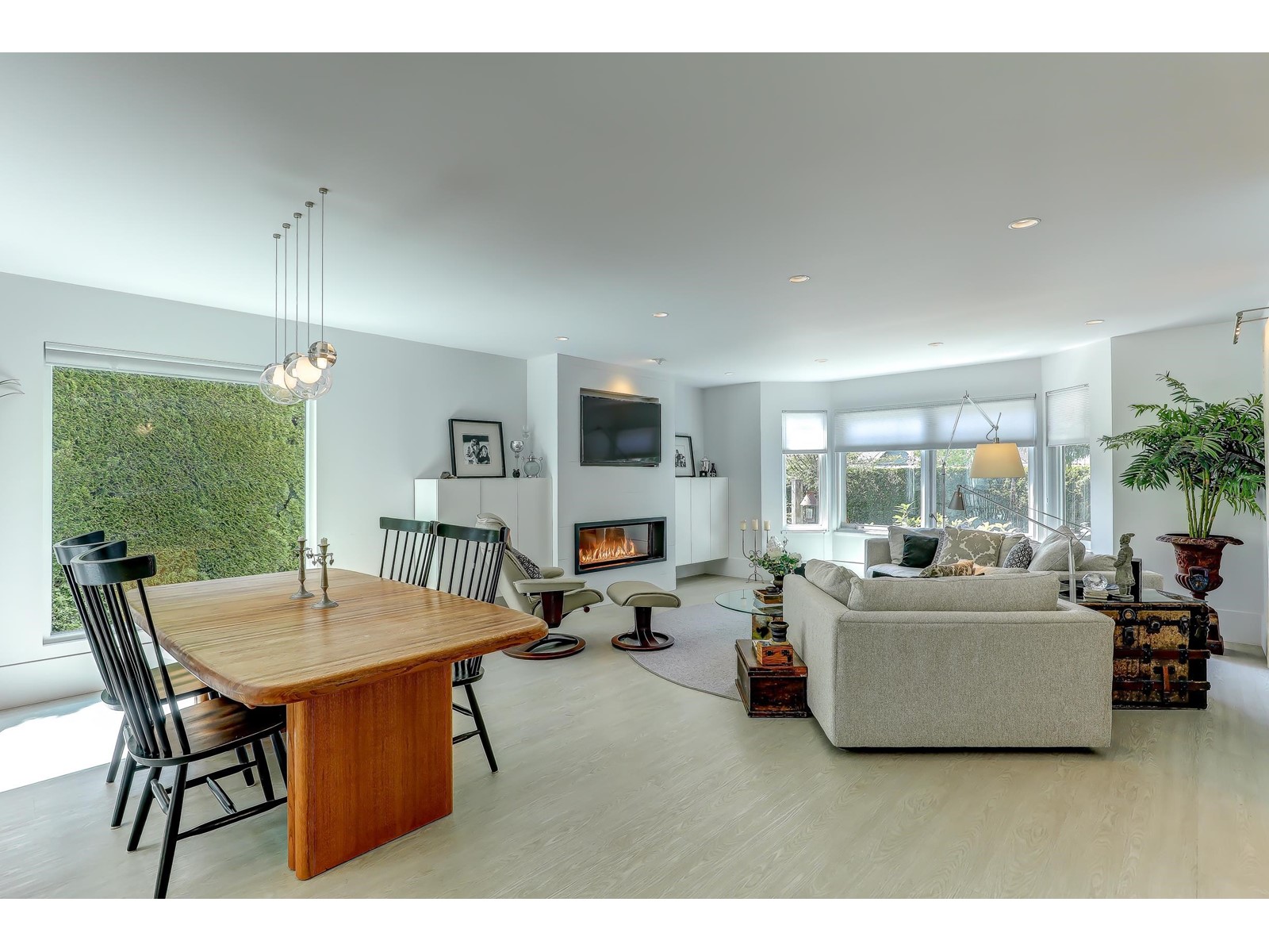 1872 130a Street, Surrey, British Columbia  V4A 8R6 - Photo 2 - R2994962