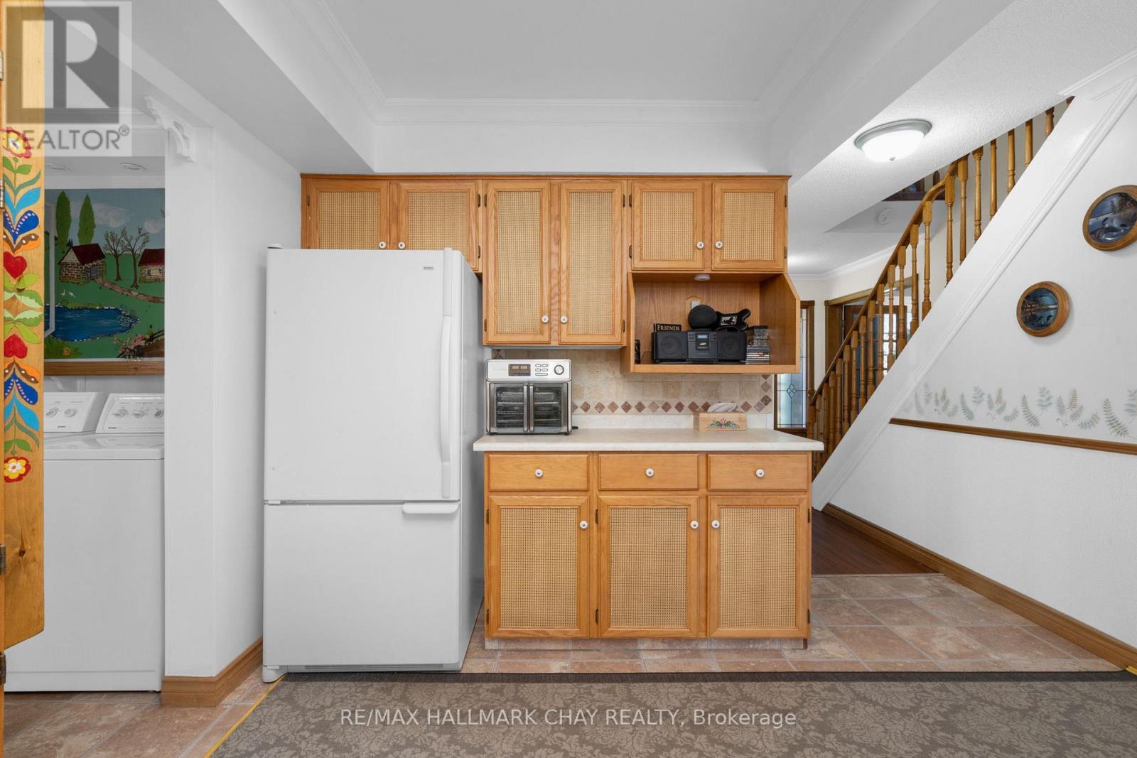 964 Sloan Circle Drive, Innisfil, Ontario  K0L 1K0 - Photo 14 - N12110608