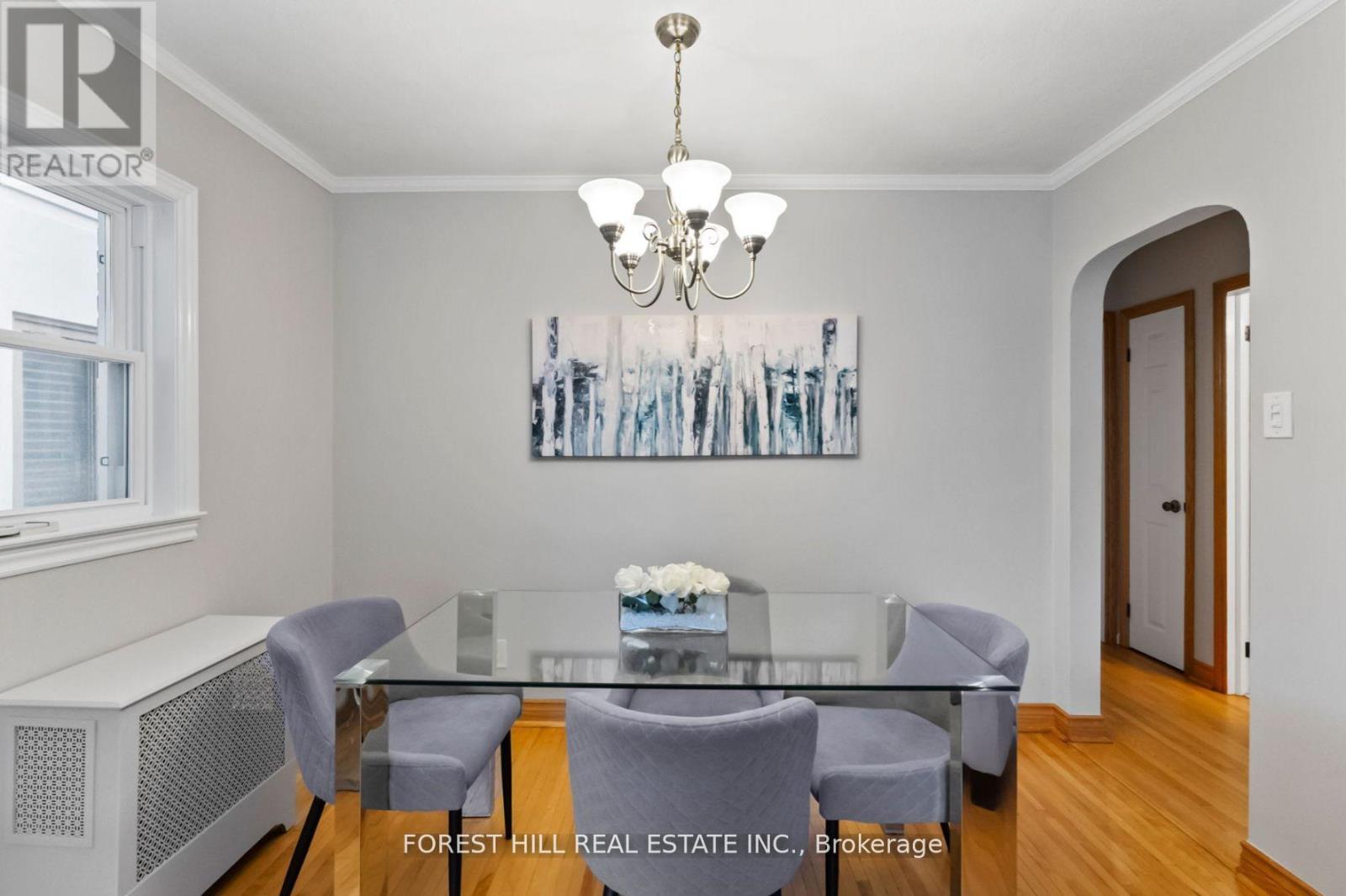 161 Parkhurst Boulevard, Toronto, Ontario  M4G 2E9 - Photo 6 - C12101908