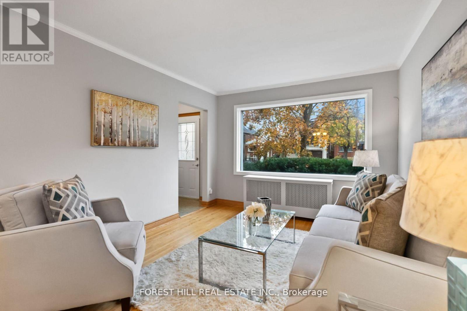 Property at 161 PARKHURST BOULEVARD image 5