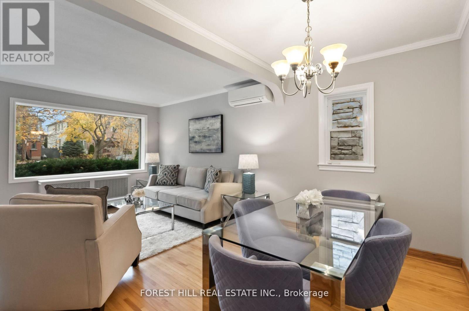 161 Parkhurst Boulevard, Toronto, Ontario  M4G 2E9 - Photo 5 - C12101908