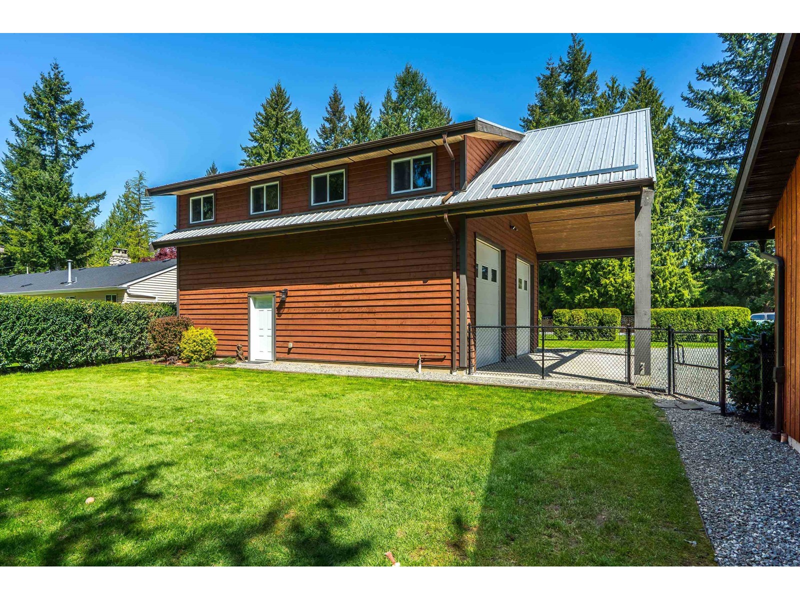 Property at 4567 SADDLEHORN CRESCENT image 3