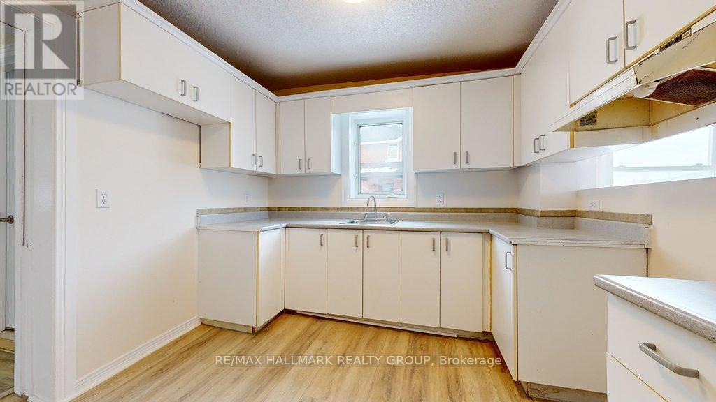 21 Elgin Street E, Arnprior, Ontario  K7S 1M8 - Photo 9 - X12005922