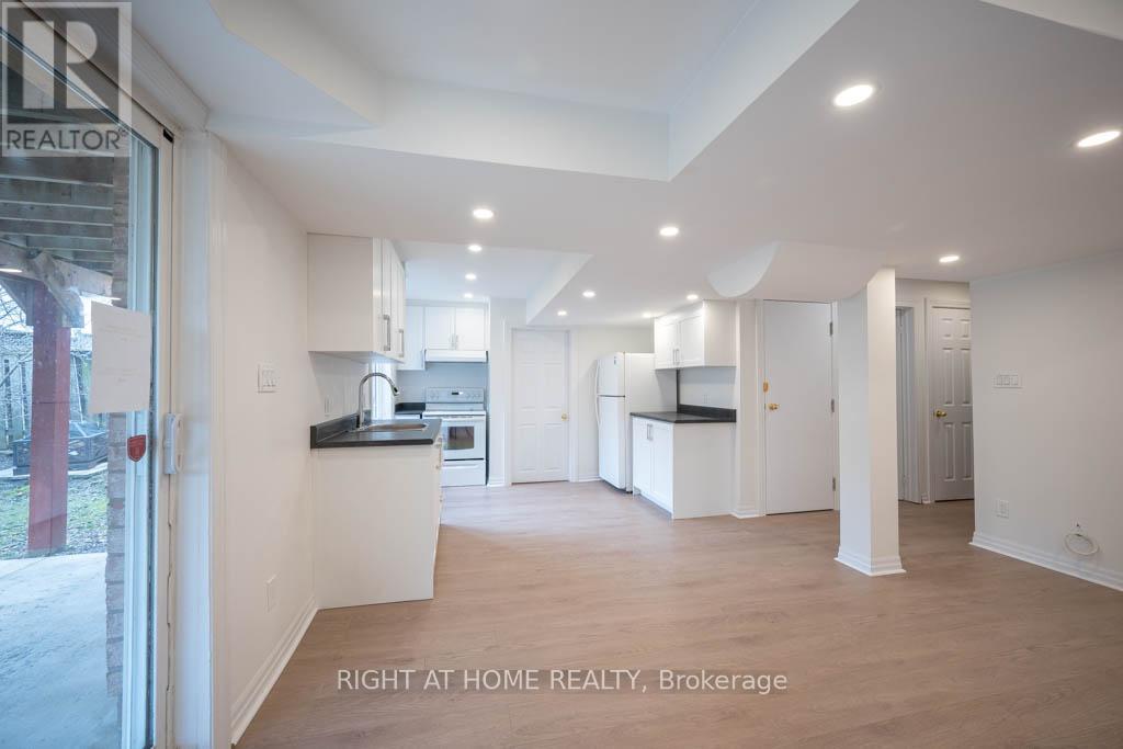 35 Echoridge (Bsmt) Drive, Brampton, Ontario  L7A 3K8 - Photo 6 - W12110626
