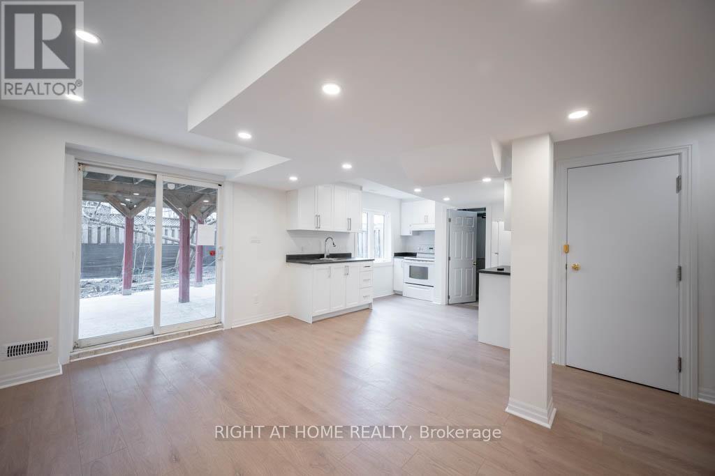 35 Echoridge (Bsmt) Drive, Brampton, Ontario  L7A 3K8 - Photo 7 - W12110626
