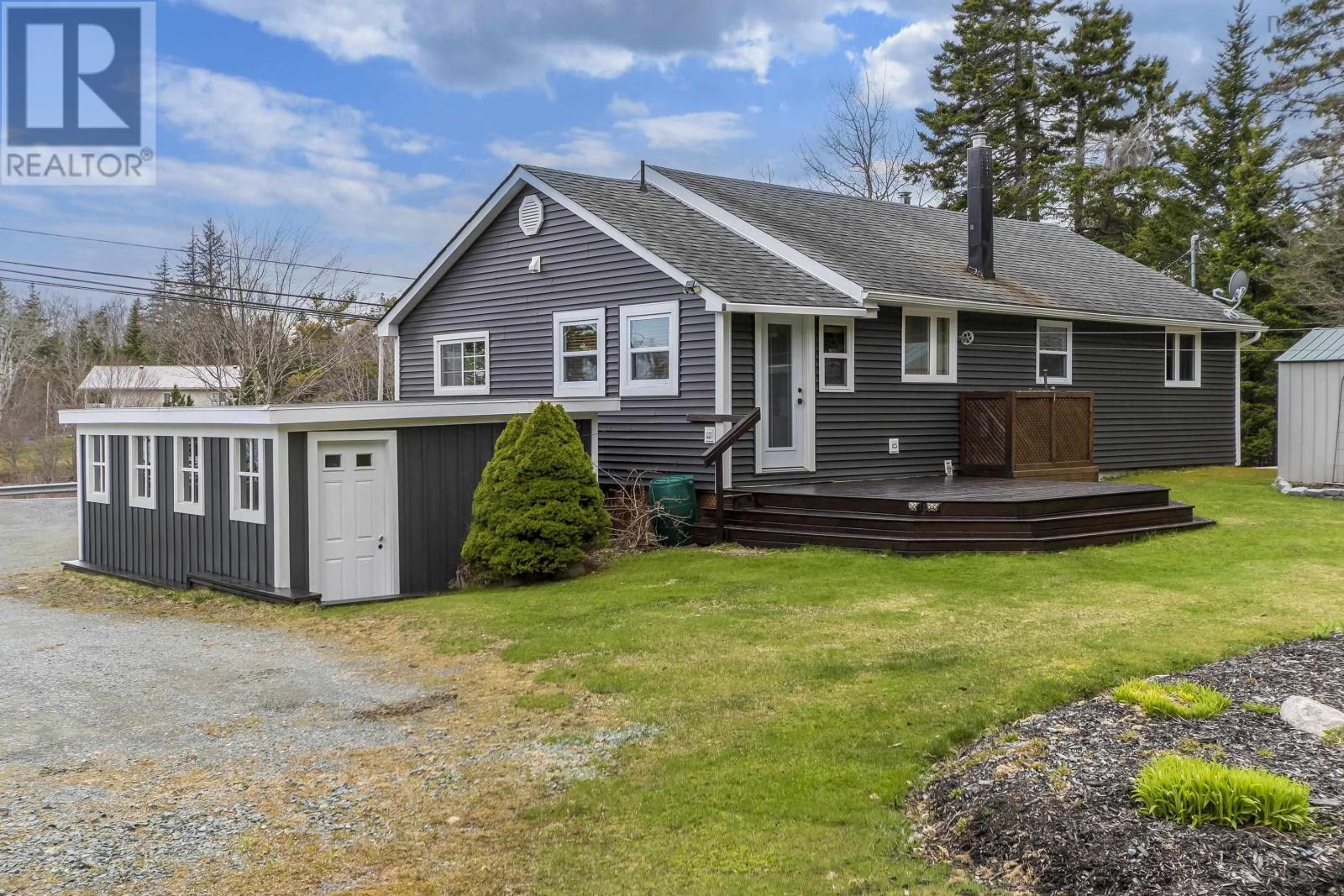Property at 9513 Highway 7 image 4