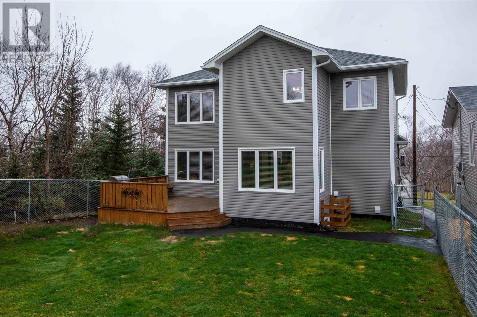 Property at 32 Forest Road image 3