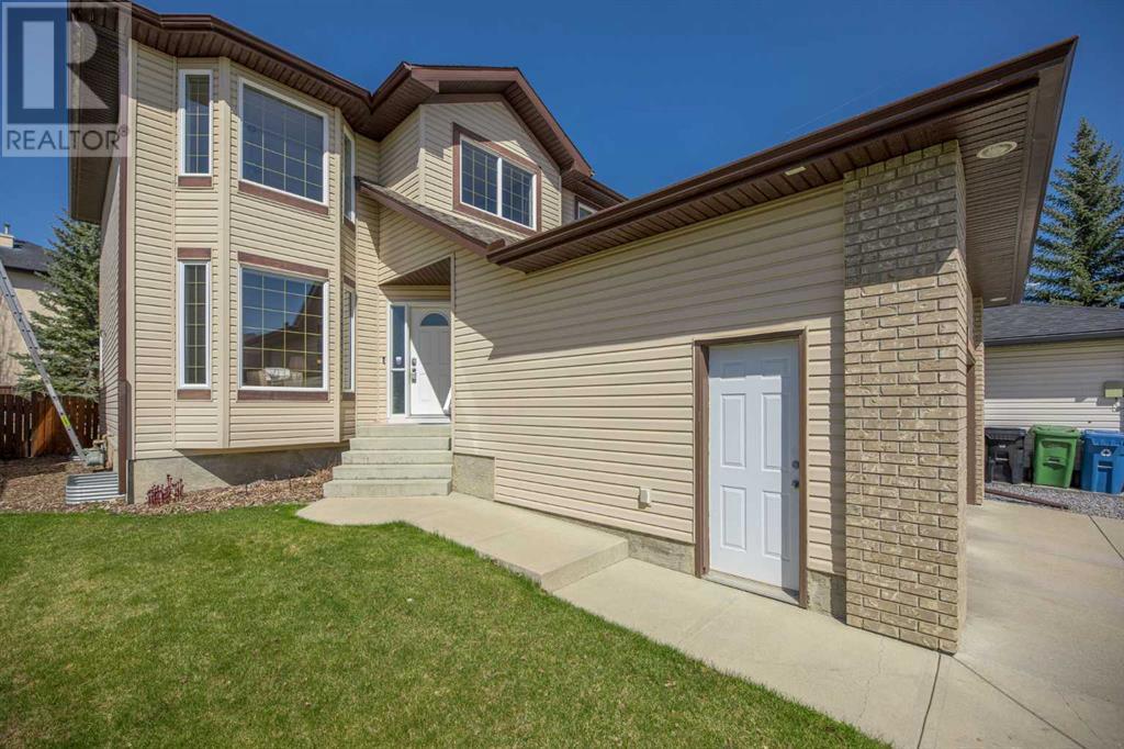 32 Panorama Hills Manor Nw, Calgary, Alberta  T3K 5K6 - Photo 3 - A2213477