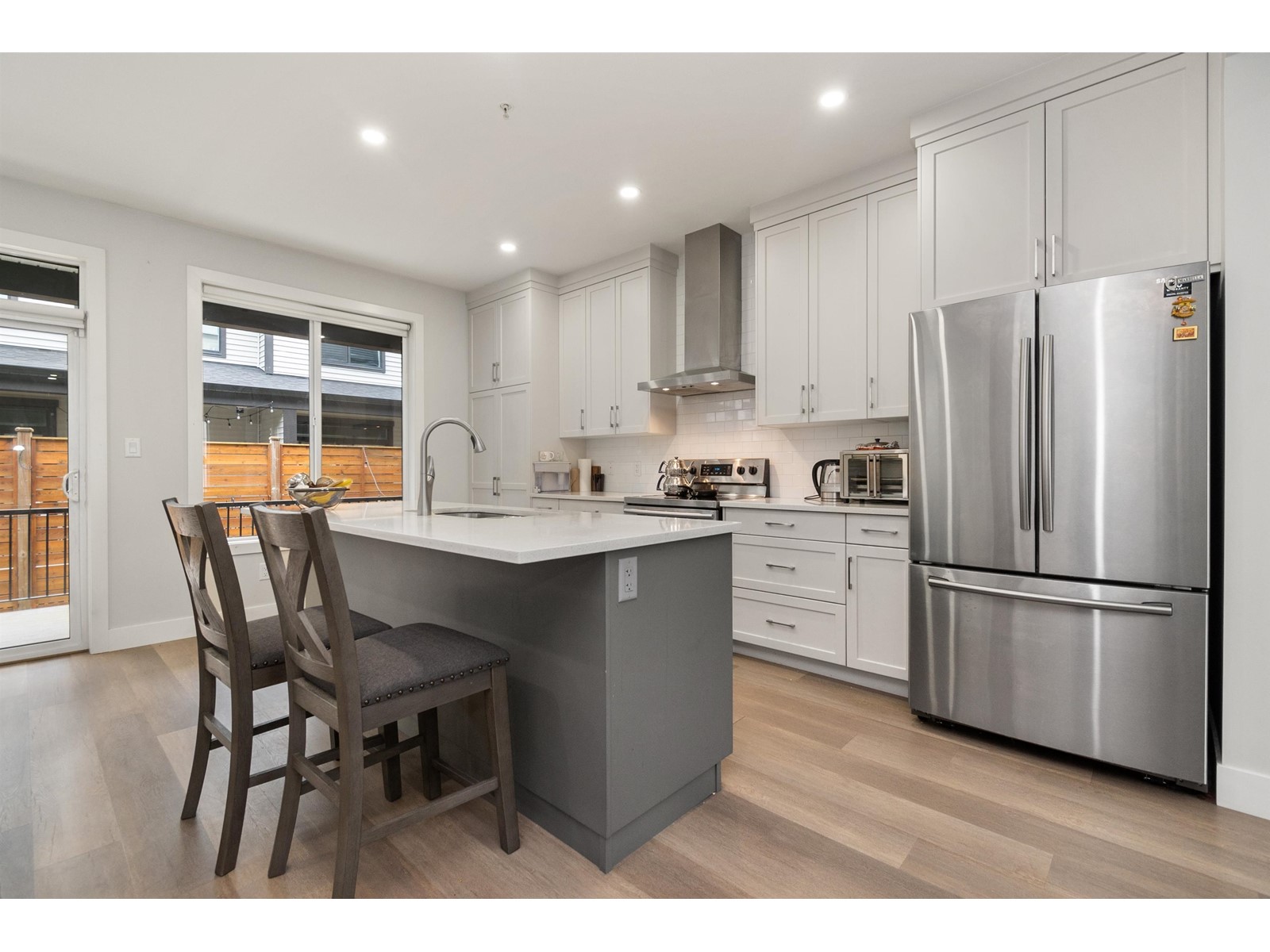 Property at 10 5480 PEBBLE LANE image 5