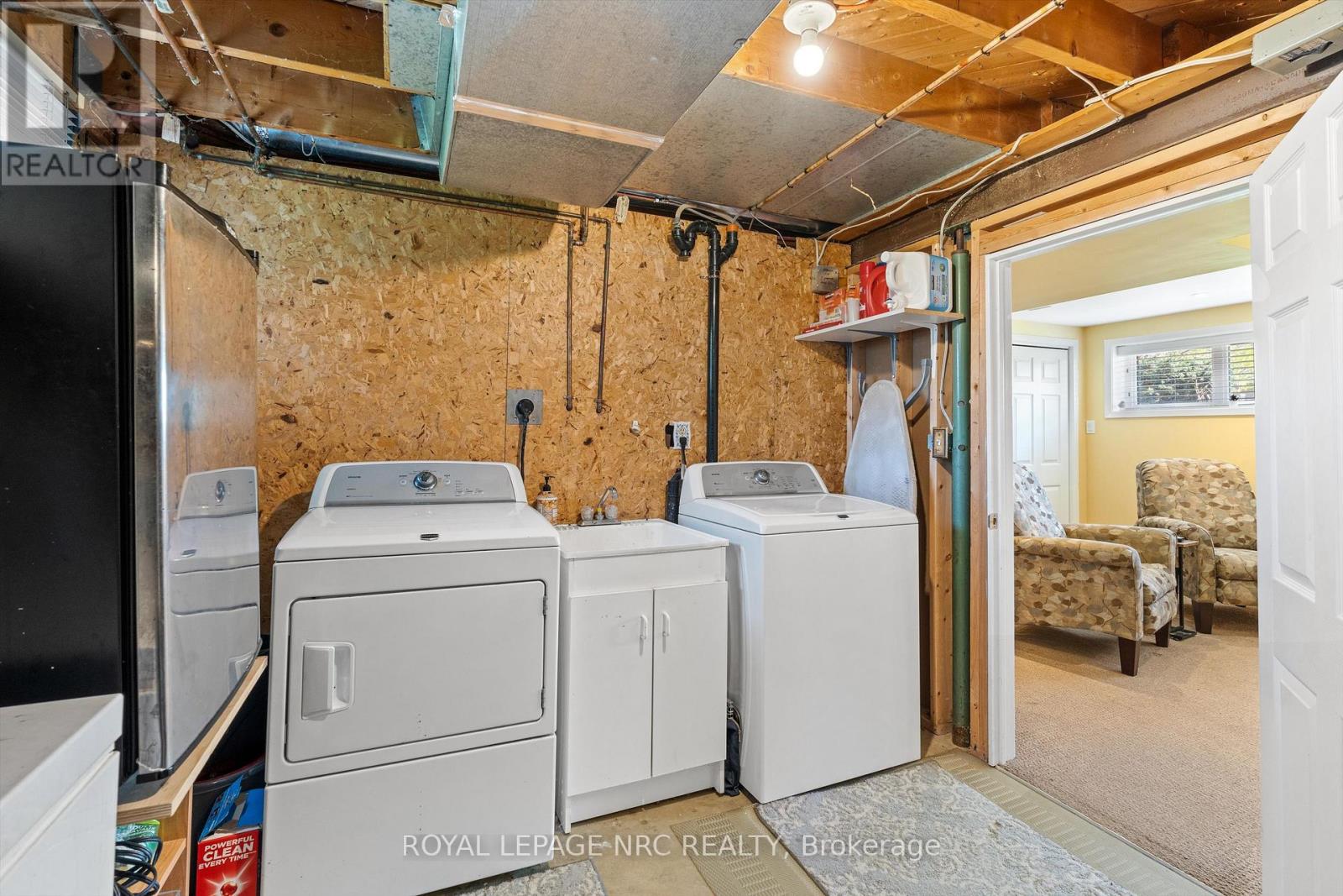 34 Crown Street, St. Catharines, Ontario  L2M 3L3 - Photo 29 - X12110739