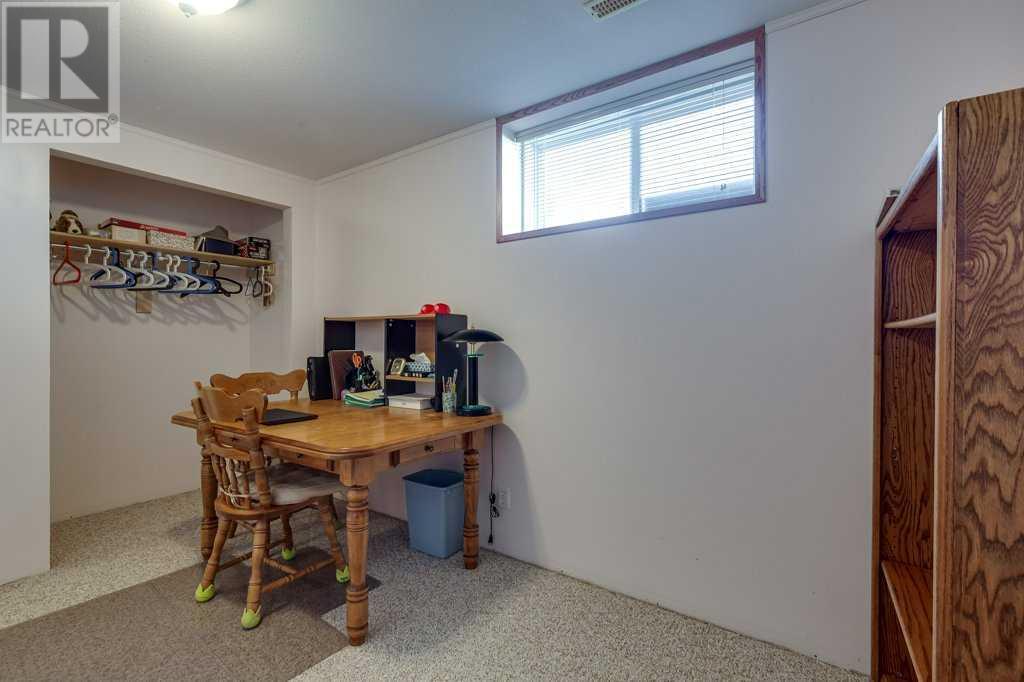 14 Lund Close, Red Deer, Alberta  T4R 2T1 - Photo 36 - A2215918