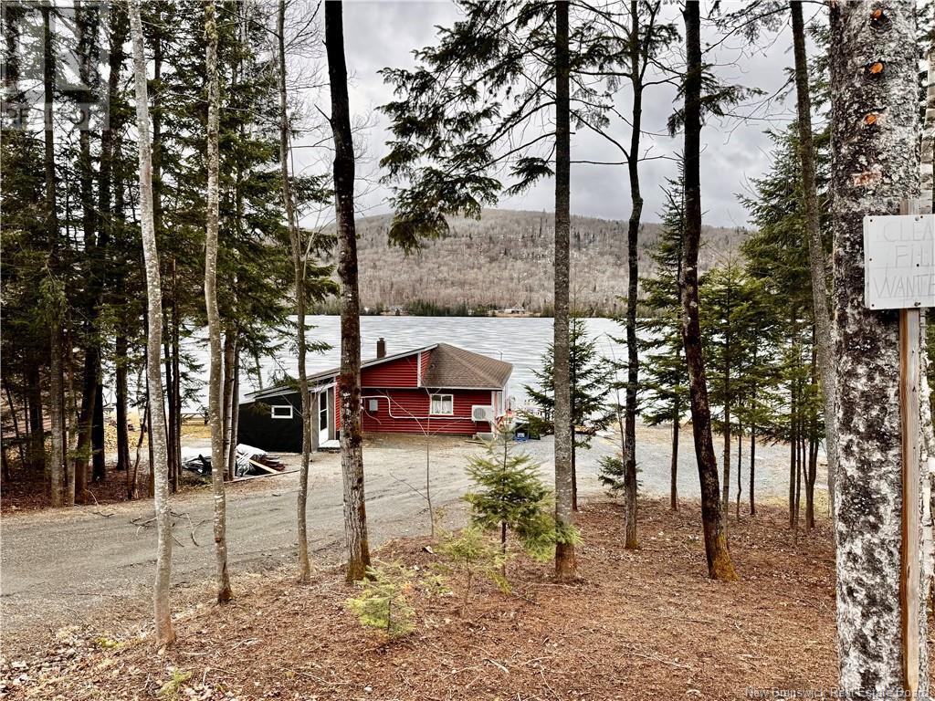 988 Route 215, Saint-François-de-Madawaska, New Brunswick