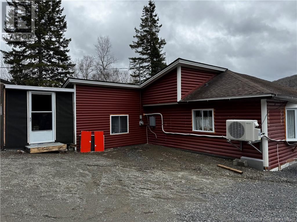 988 Route 215, Saint-François-De-Madawaska, New Brunswick  E7A 1G9 - Photo 3 - NB117287