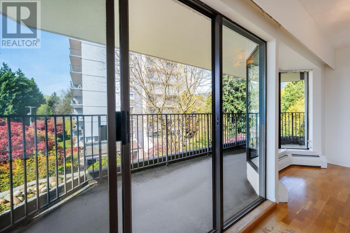 401 747 17th Street, West Vancouver, British Columbia  V7V 3T4 - Photo 21 - R2995653