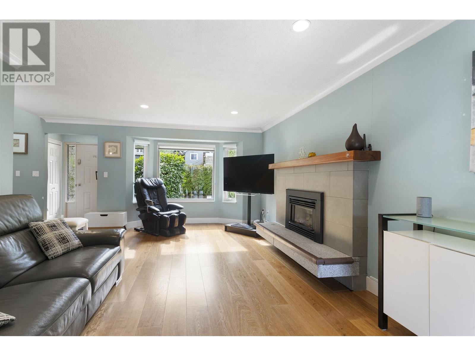 Property at 6389 CHATHAM STREET image 2