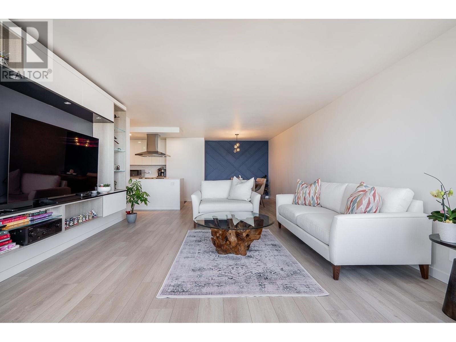 2401 6540 Burlington Avenue, Burnaby, British Columbia  V5H 4G3 - Photo 10 - R2995678