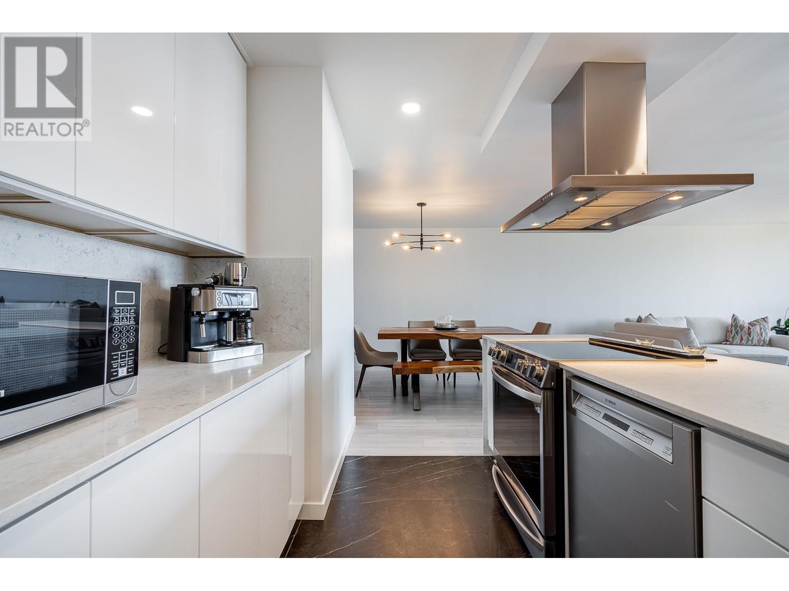 2401 6540 Burlington Avenue, Burnaby, British Columbia  V5H 4G3 - Photo 16 - R2995678