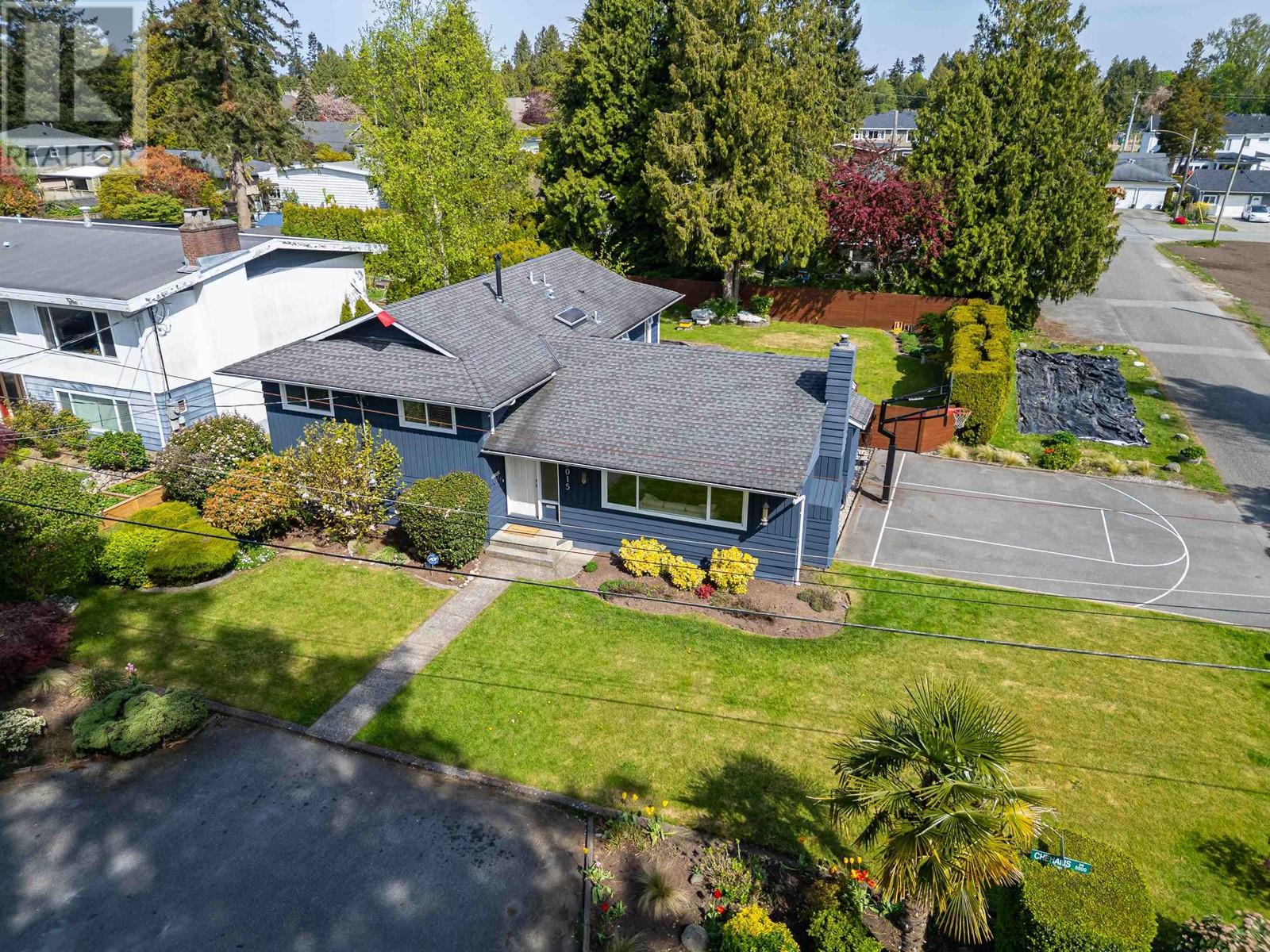 Property at 5015 CHEHALIS DRIVE image 4