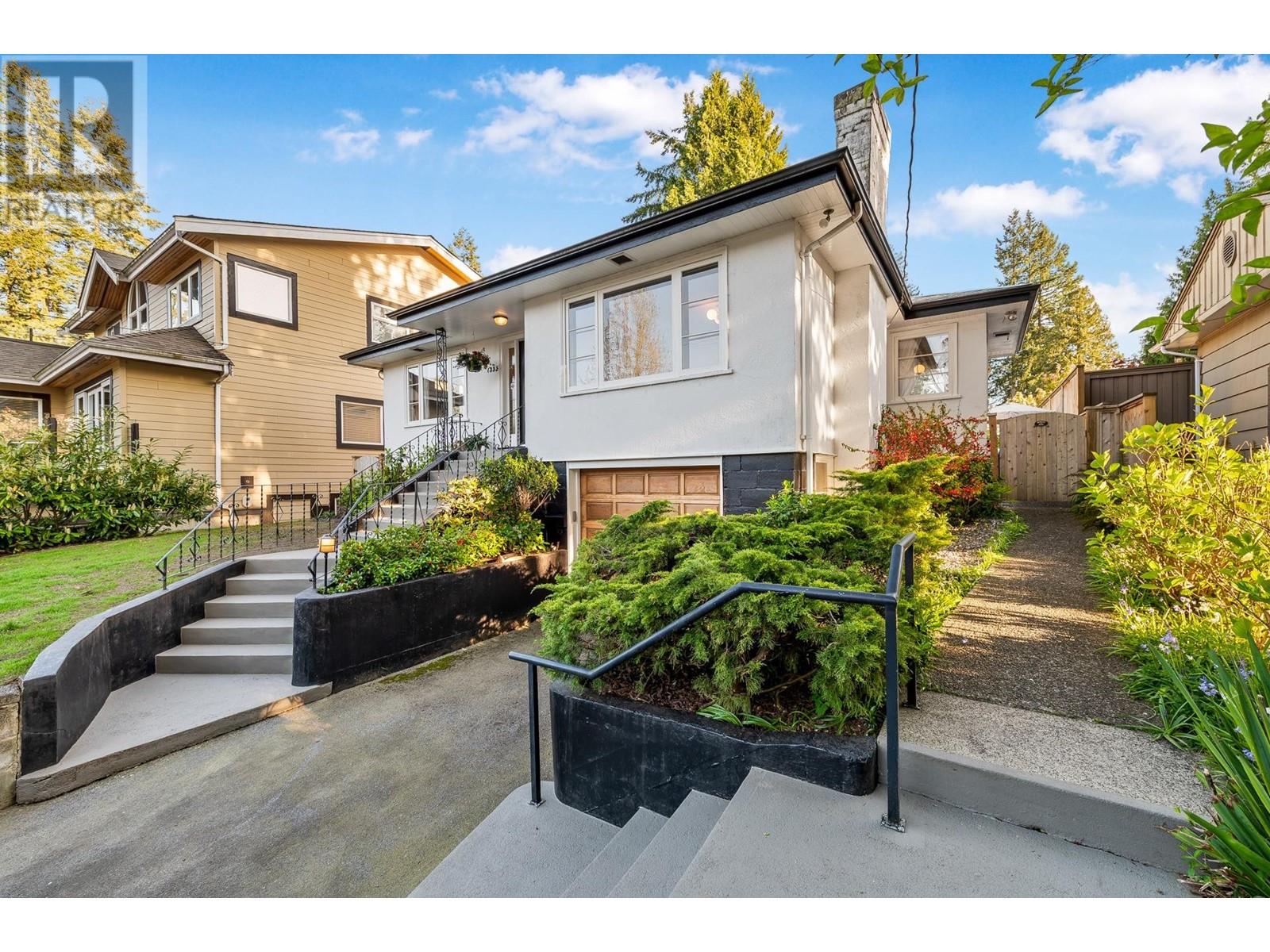 1335 W 22ND STREET, north vancouver, British Columbia