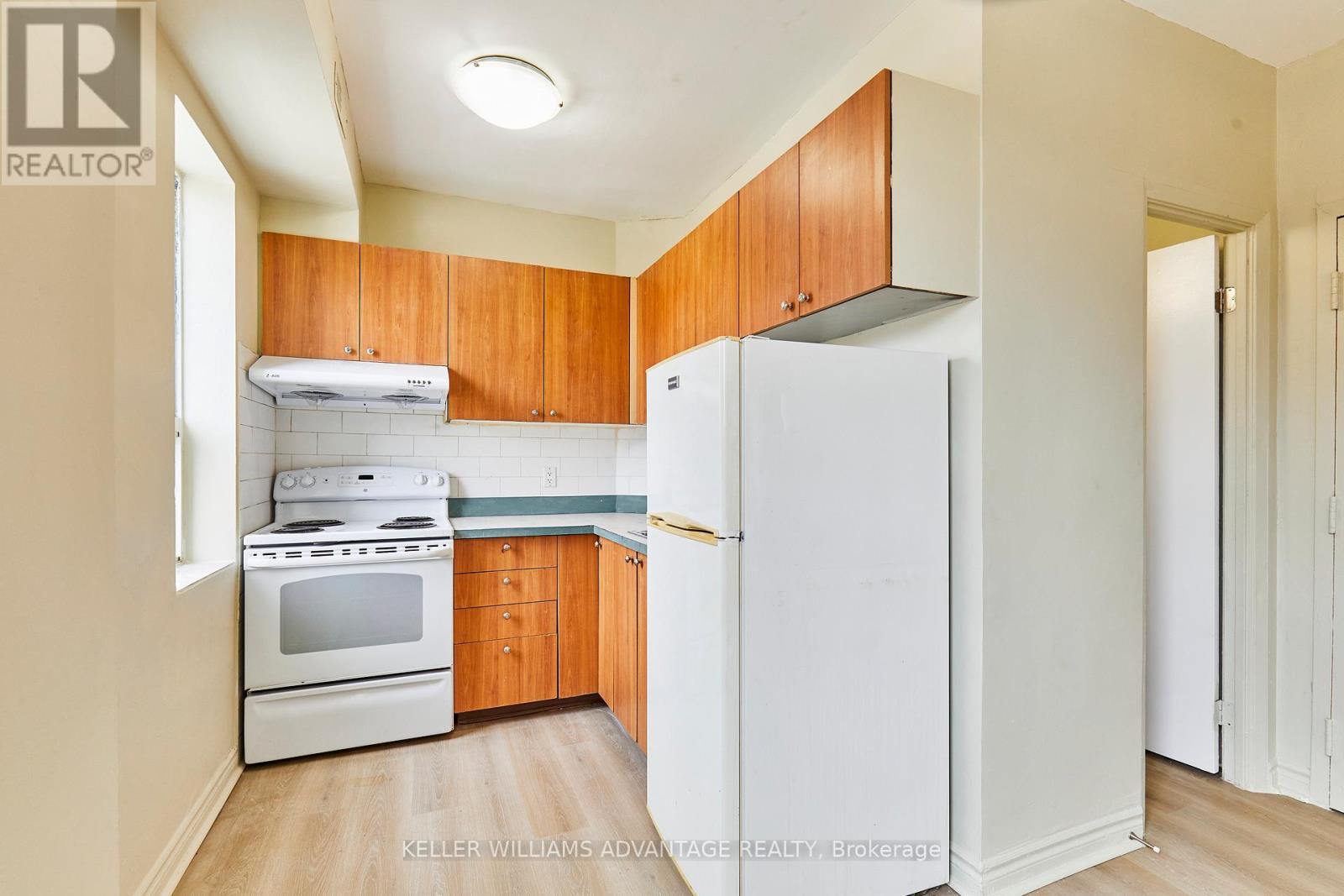 280 Woodfield Road, Toronto, Ontario  M4L 2W7 - Photo 30 - E12104086