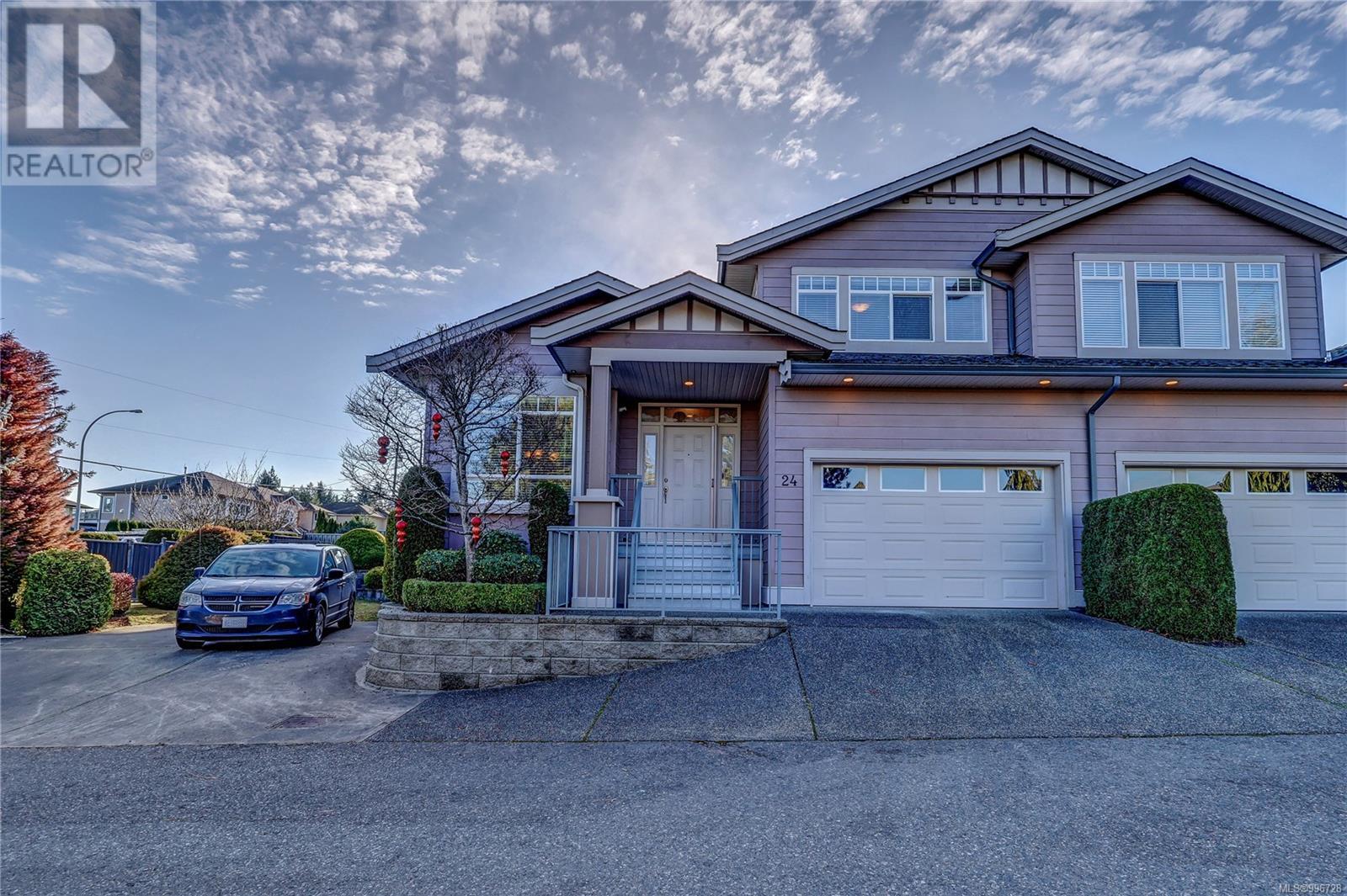 24 500 Russell Rd, Ladysmith, British Columbia
