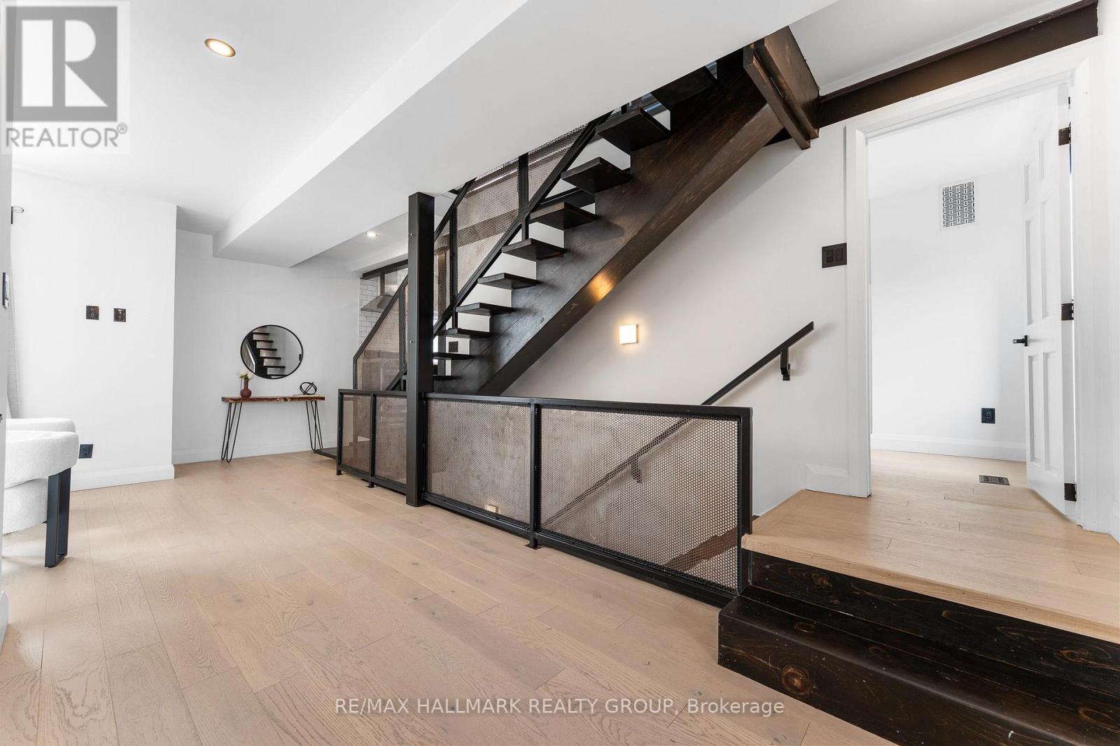 Property at 469 BOOTH STREET image 4