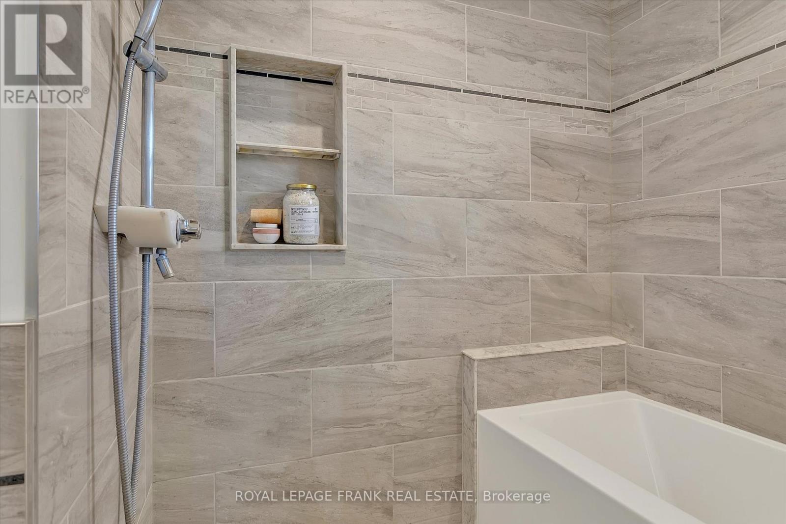 320 Juliet Road, Peterborough East, Ontario K9H 1P8 - Photo 26 - X12074414