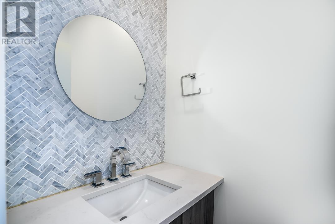 961 W 59th Avenue, Vancouver, British Columbia  V6P 1X8 - Photo 12 - R2995501