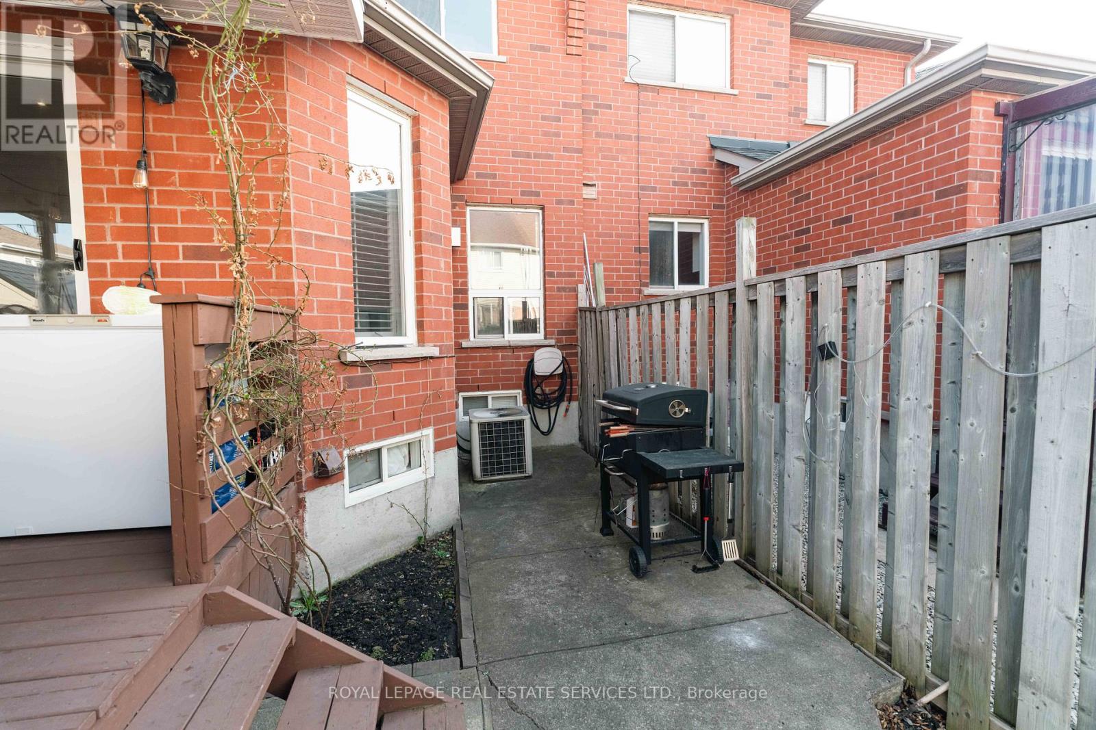 5129 Boardwalk Drive, Mississauga, Ontario  L5R 3X7 - Photo 25 - W12110753