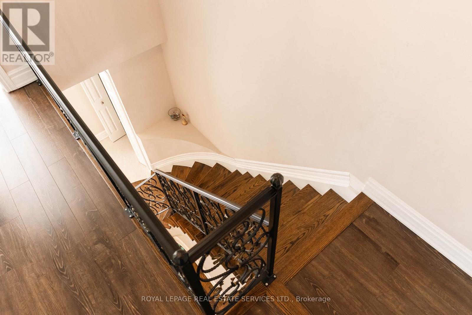 5129 Boardwalk Drive, Mississauga, Ontario  L5R 3X7 - Photo 42 - W12110753