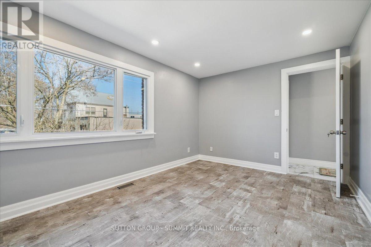 2446 Maryvale Court, Burlington, Ontario  L7P 2P2 - Photo 25 - W12110768