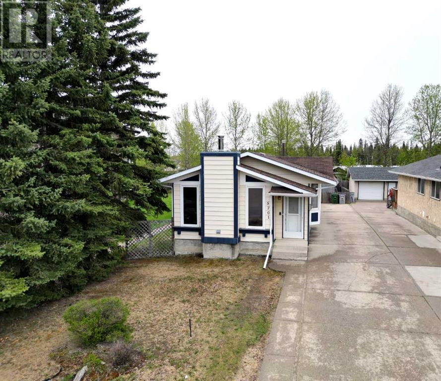 5701 9 Avenue, Edson, Alberta  T7E 1J4 - Photo 3 - A2199958