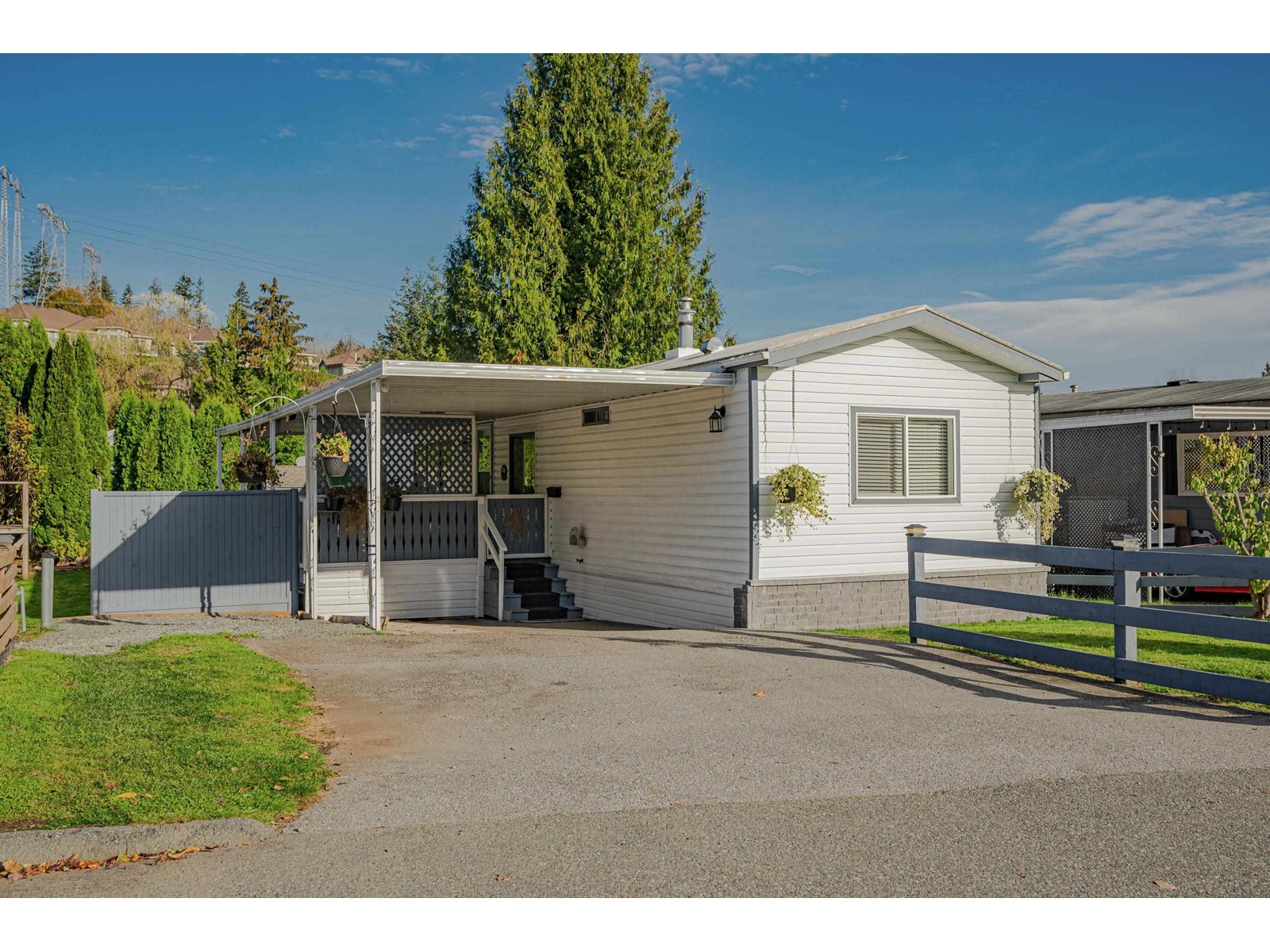 79 3300 Horn Street, Abbotsford, British Columbia  V2S 7Y6 - Photo 2 - R2956207