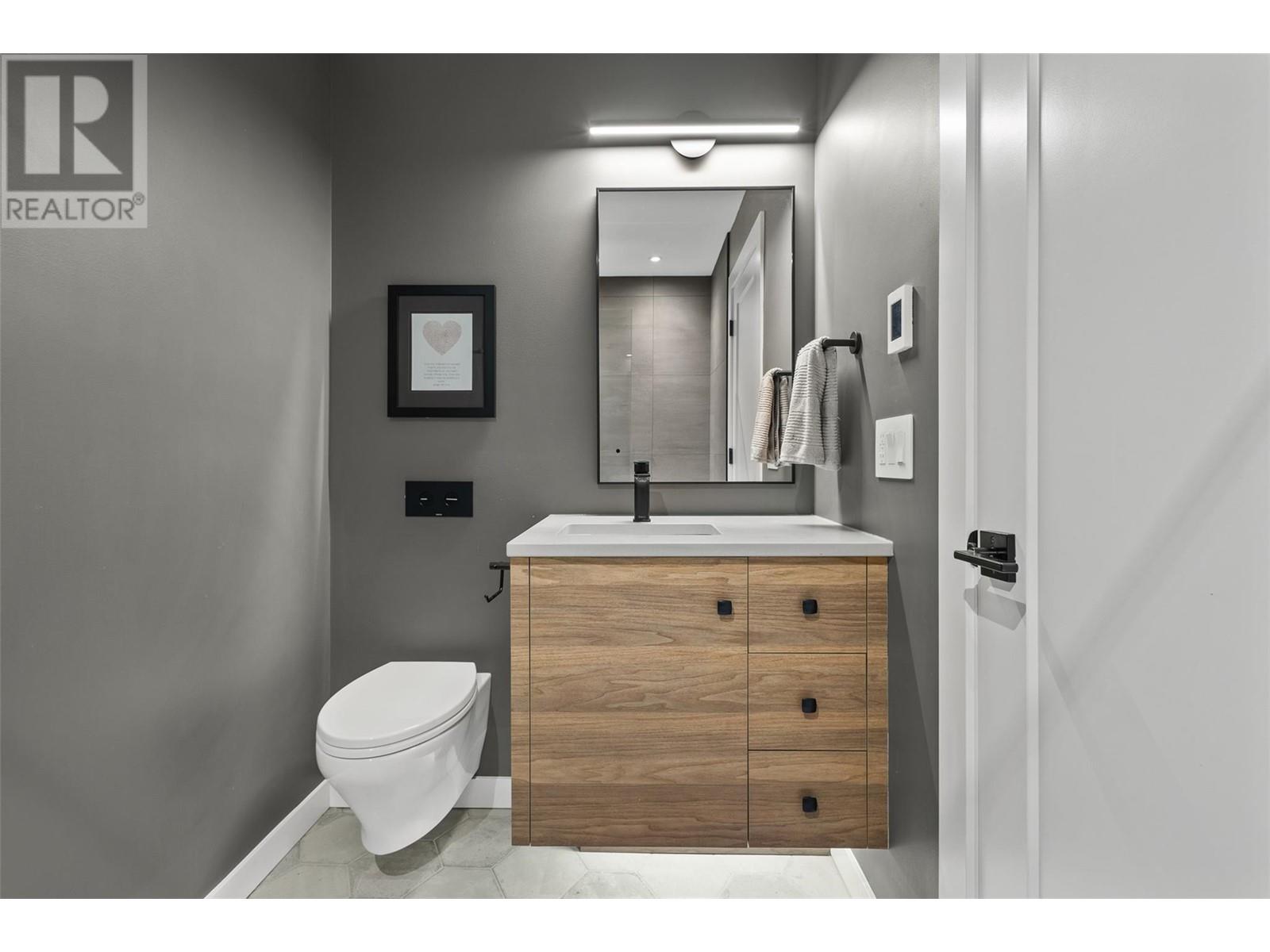 Property at 712 Schafer Road image 2