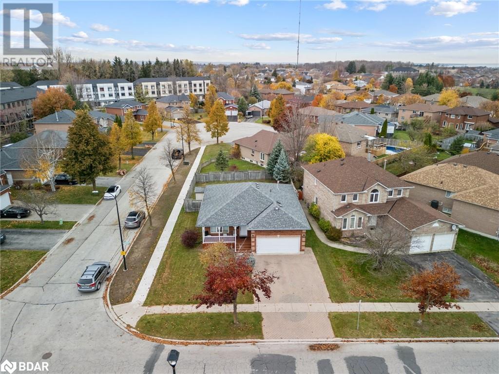 62 Mapleton Avenue, Barrie, Ontario  L4N 7L6 - Photo 5 - 40722504