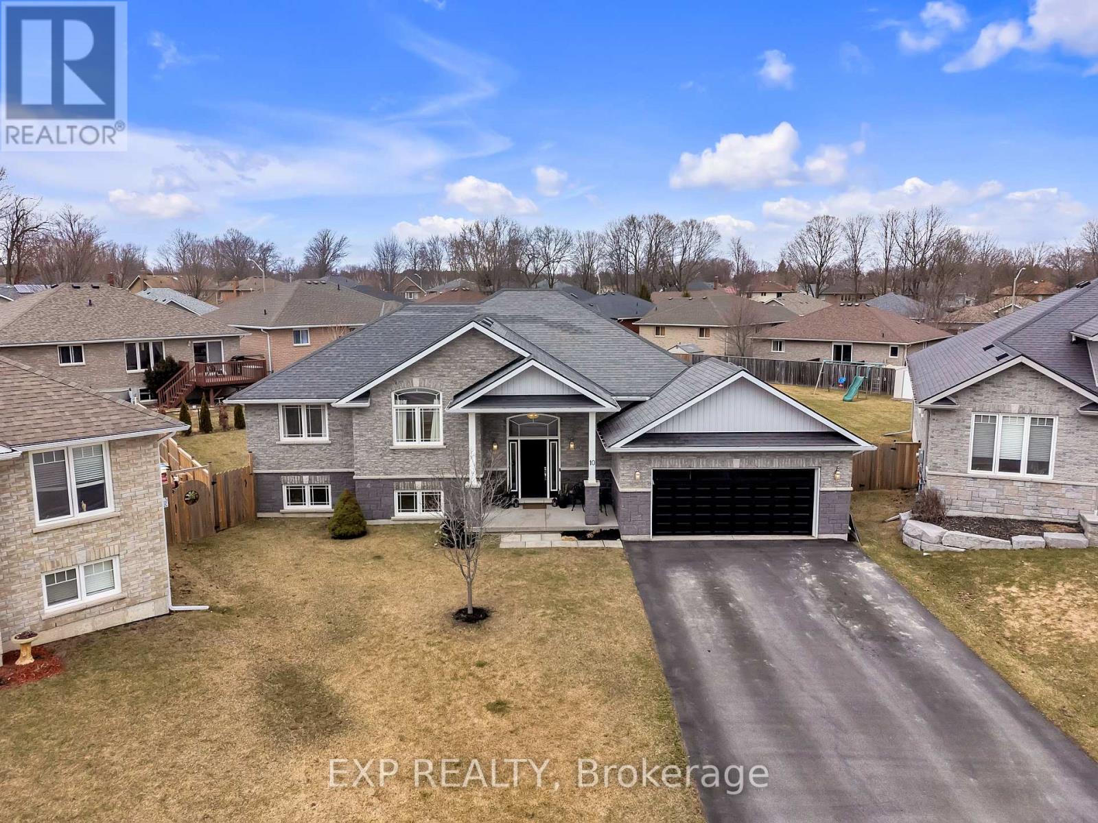 Property at 10 SPENCER COURT image 3