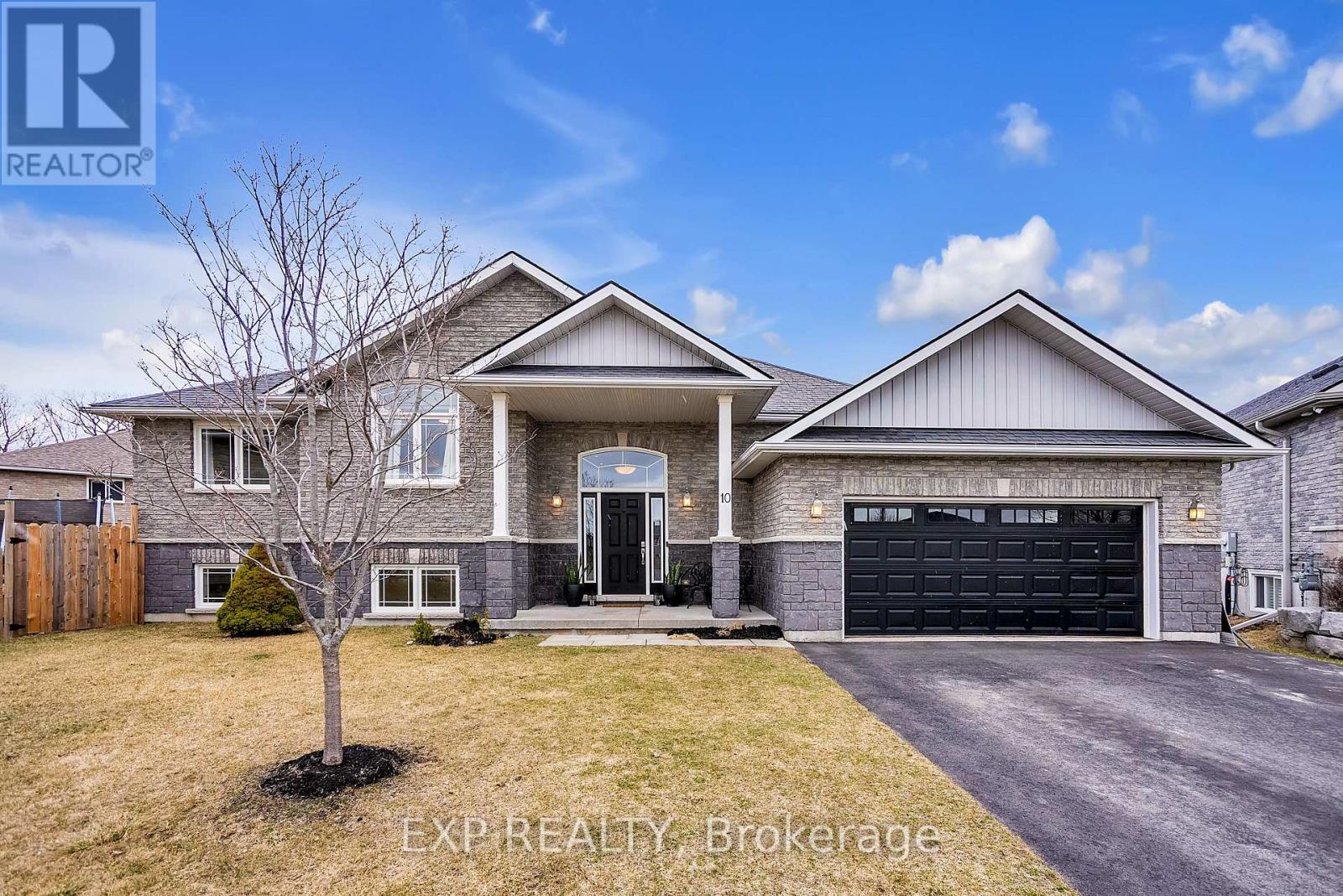 Property at 10 SPENCER COURT image 4