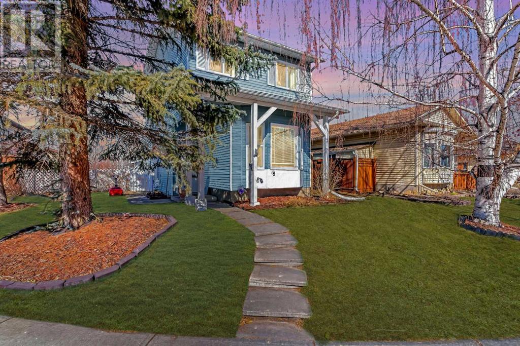 Property at 8 Mckenna Mews SE image 1
