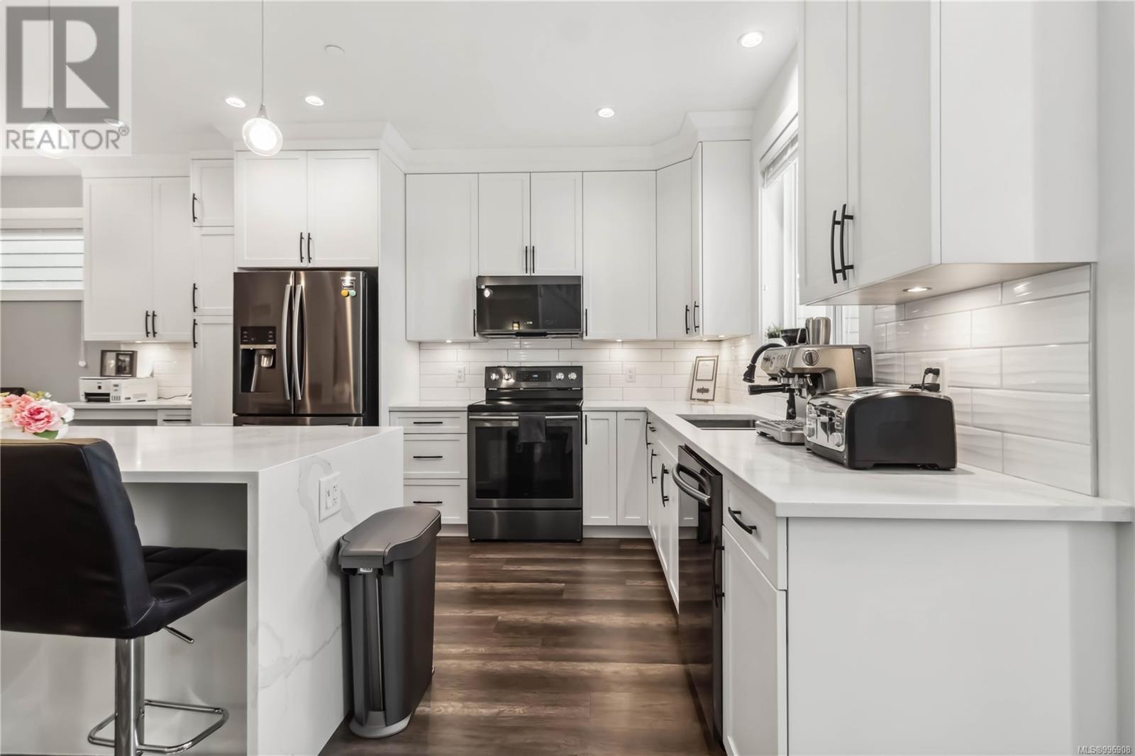 3329 Sanderling Way, Langford, British Columbia  V9C 0B4 - Photo 5 - 996908