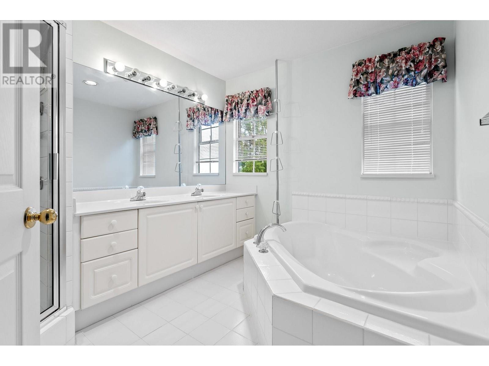 137 2880 Panorama Drive, Coquitlam, British Columbia  V3E 2W4 - Photo 28 - R2988481