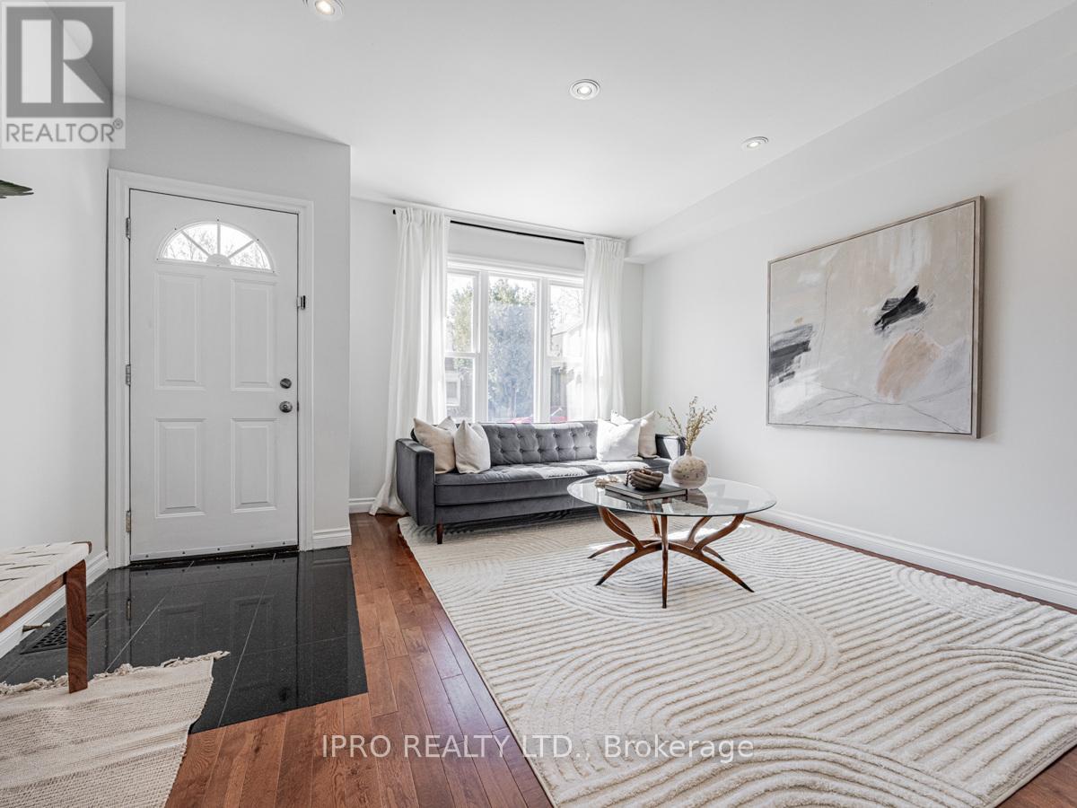 Property at 22 QUEENSDALE AVENUE image 5