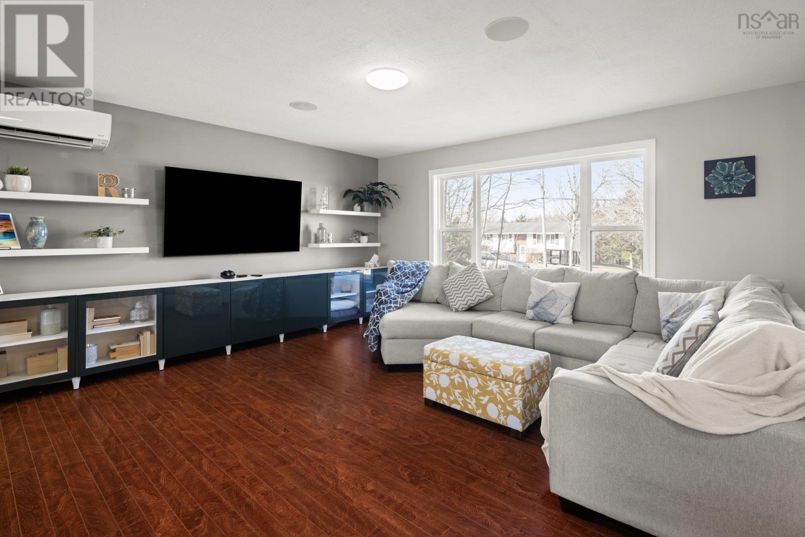 Property at 137 Beech Hill Drive image 4