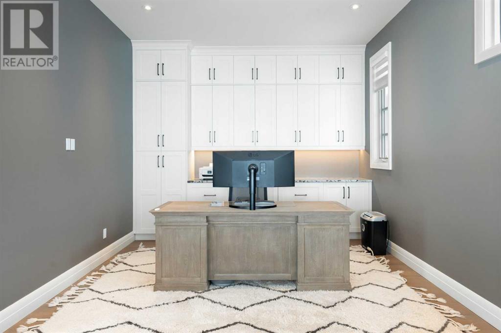 11 Elveden Place Sw, Calgary, Alberta  T3H 0L1 - Photo 16 - A2192329