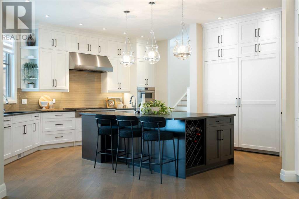 11 Elveden Place Sw, Calgary, Alberta  T3H 0L1 - Photo 8 - A2192329