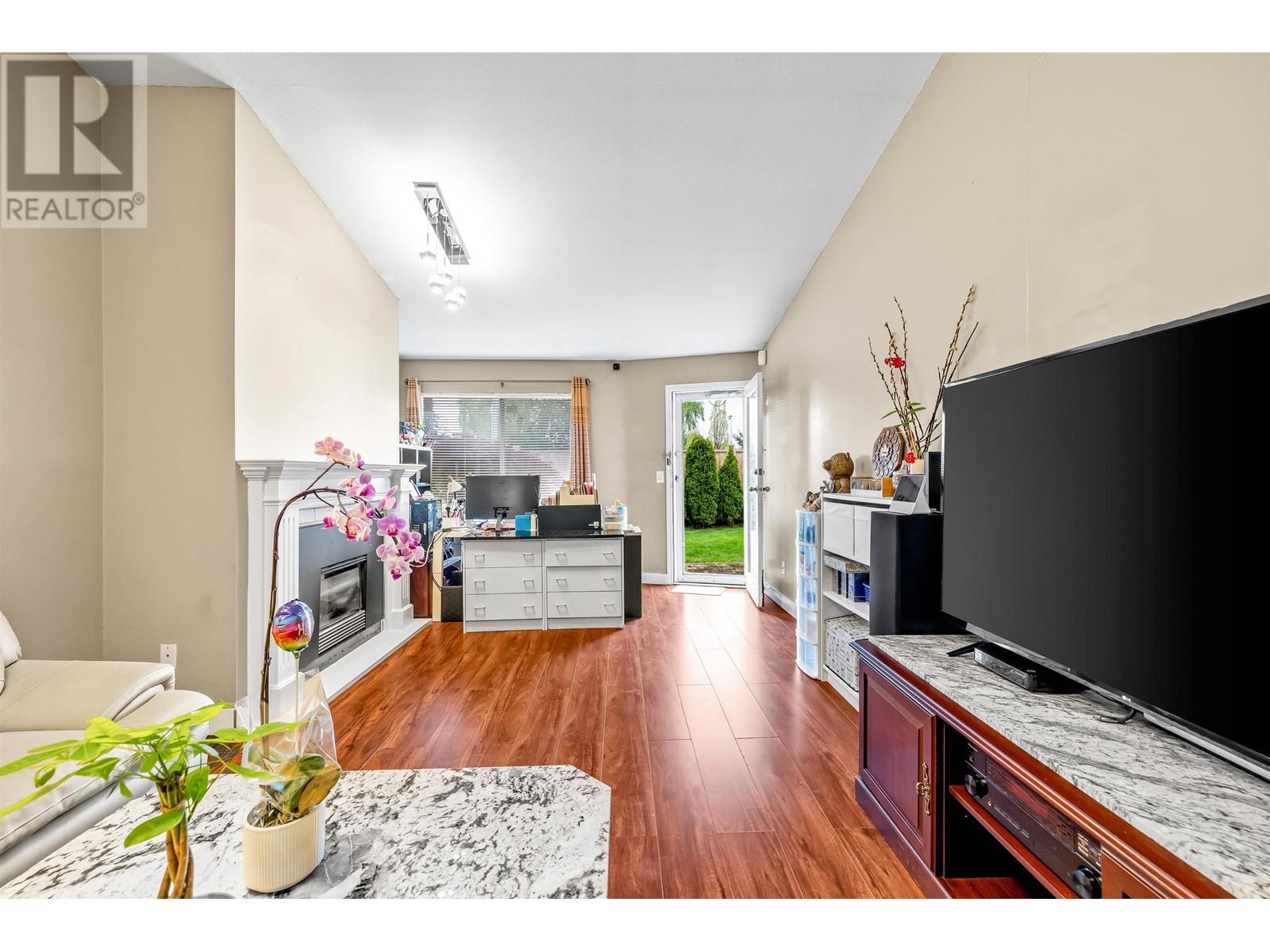 2 12311 Cambie Road, Richmond, British Columbia  V6V 1G5 - Photo 4 - R2995491