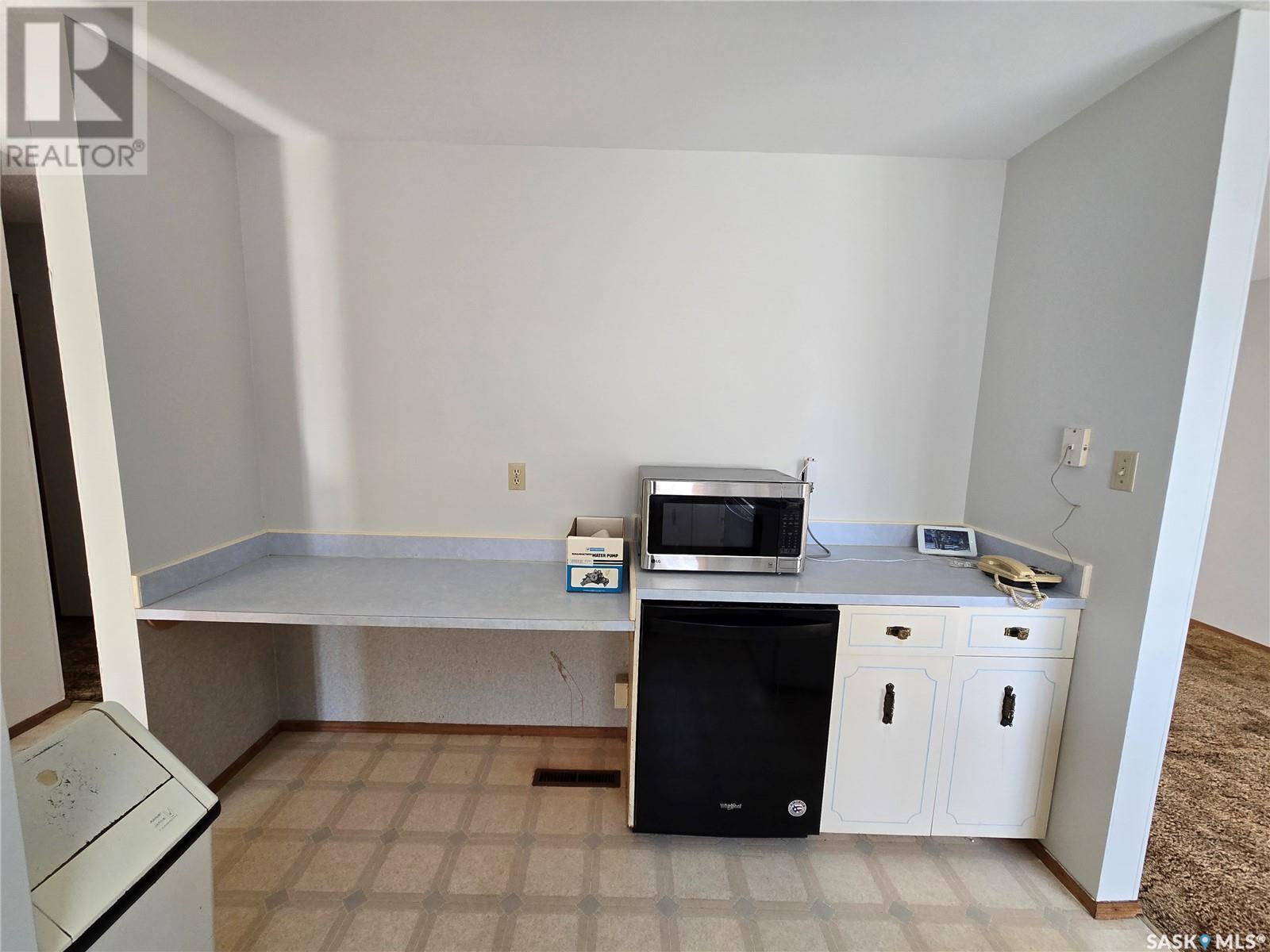 204 1st Avenue Sw, Swift Current, Saskatchewan  S9H 3H3 - Photo 9 - SK003982