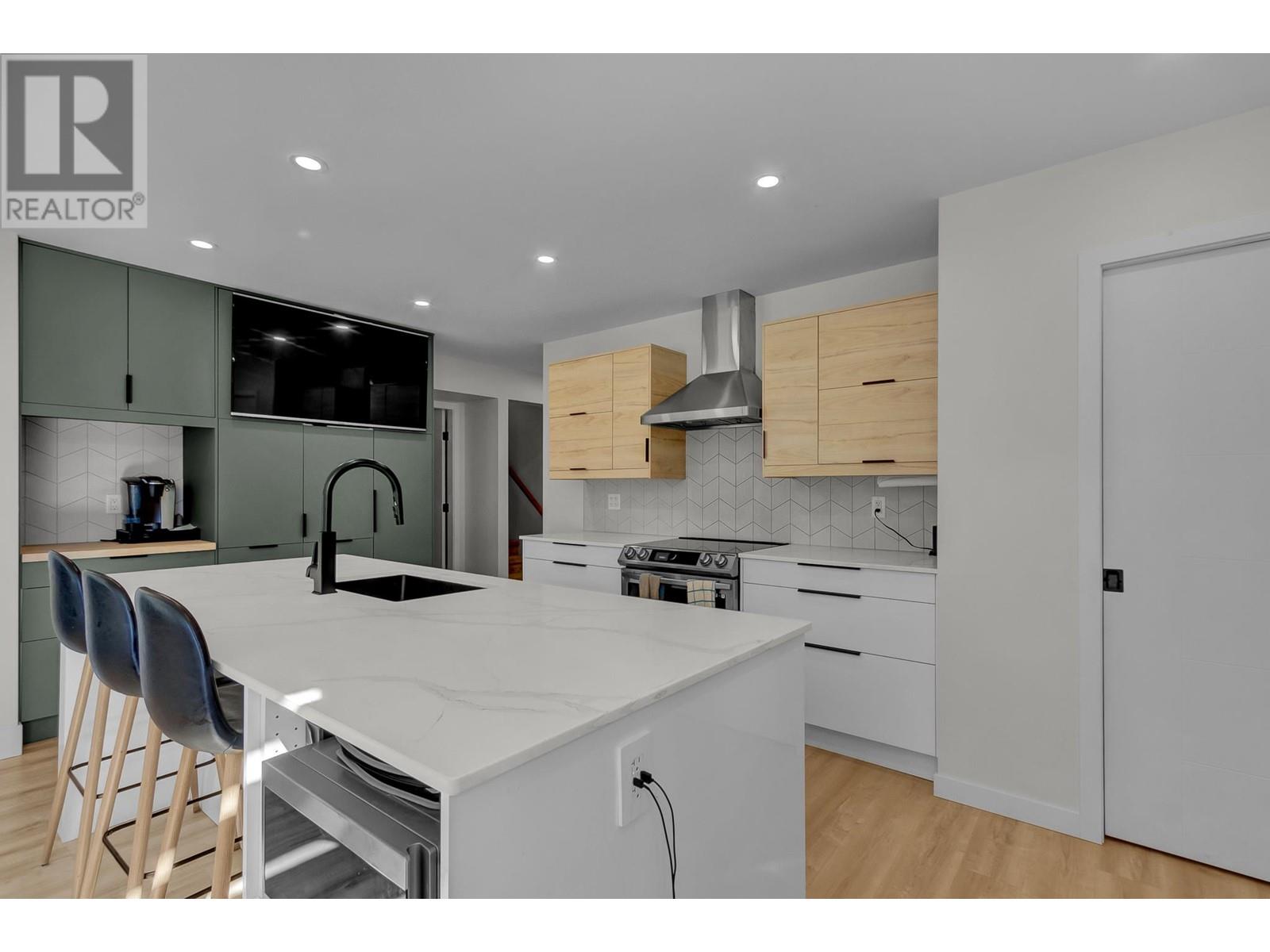 Property at 155 4393 COWART ROAD image 4