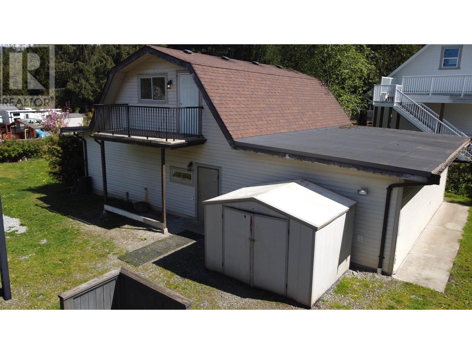 Property at 27171 FERGUSON AVENUE image 2
